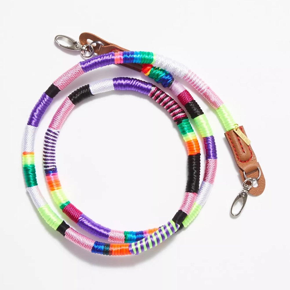 Le Pom Pom Camera Strap